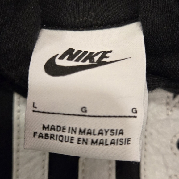 Nike Women's Sportswear Club Fleece Graphic Oversized Cropped Hoodie size Large - Picture 5 of 7